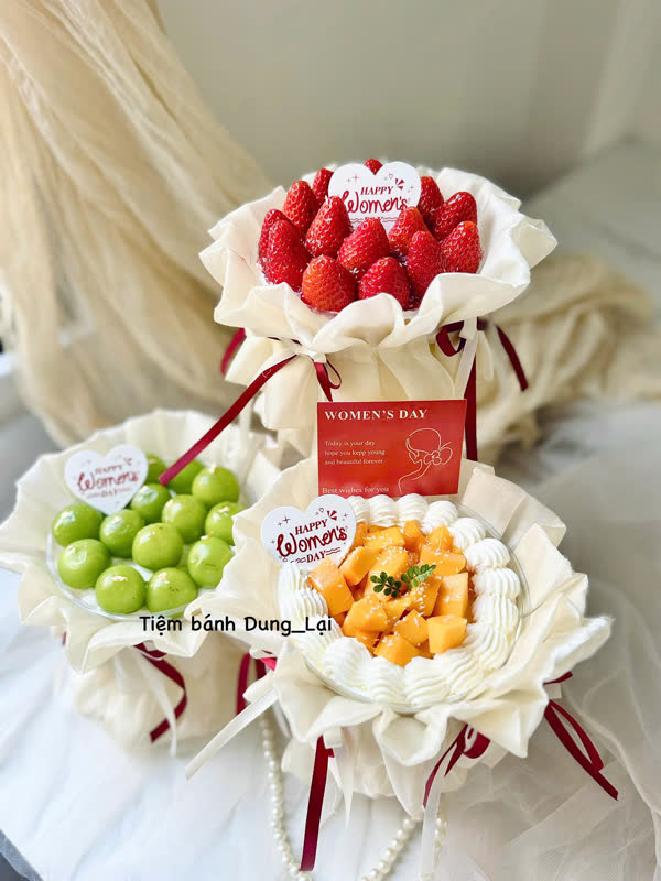 Bánh kem bó hoa 20/10 - Tiệm Bánh Dung Lại